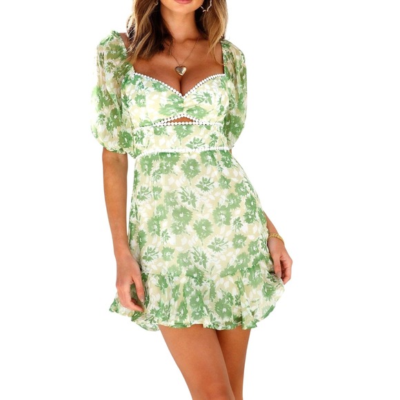 Hello Molly Dresses & Skirts - Hello Molly Drinking Games Dress Green Floral Puff Sleeve Mini Cutout Size 8